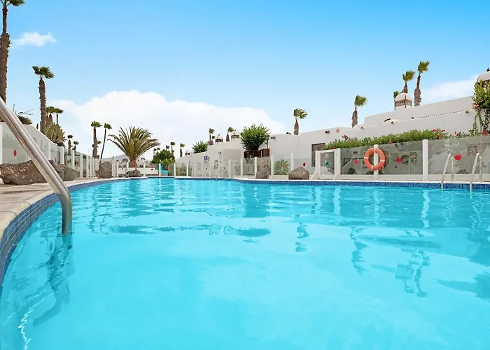 Puerto Chico 9 * Playa Blanca