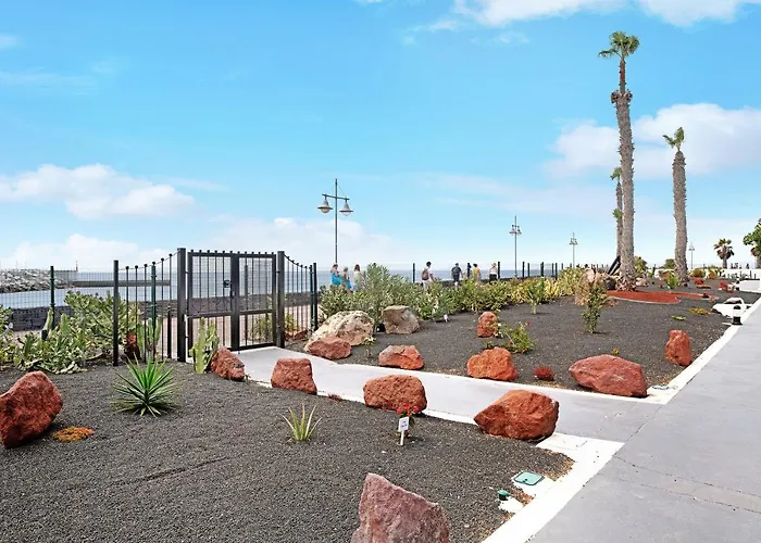 Puerto Chico 9 公寓 *